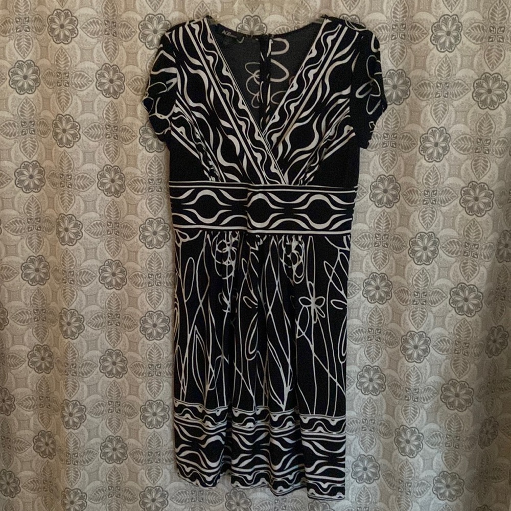 Size 12 AGB dress, black and beige abstract print knee length dress